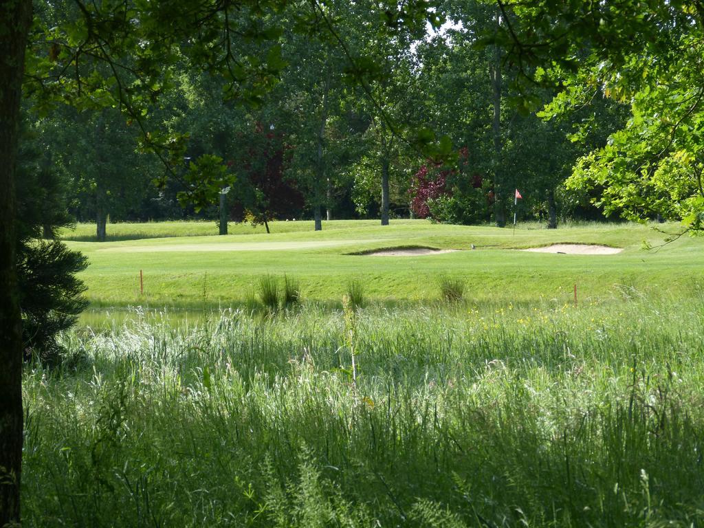 Anjou Golf And Country Club Hotel Champigne Luaran gambar
