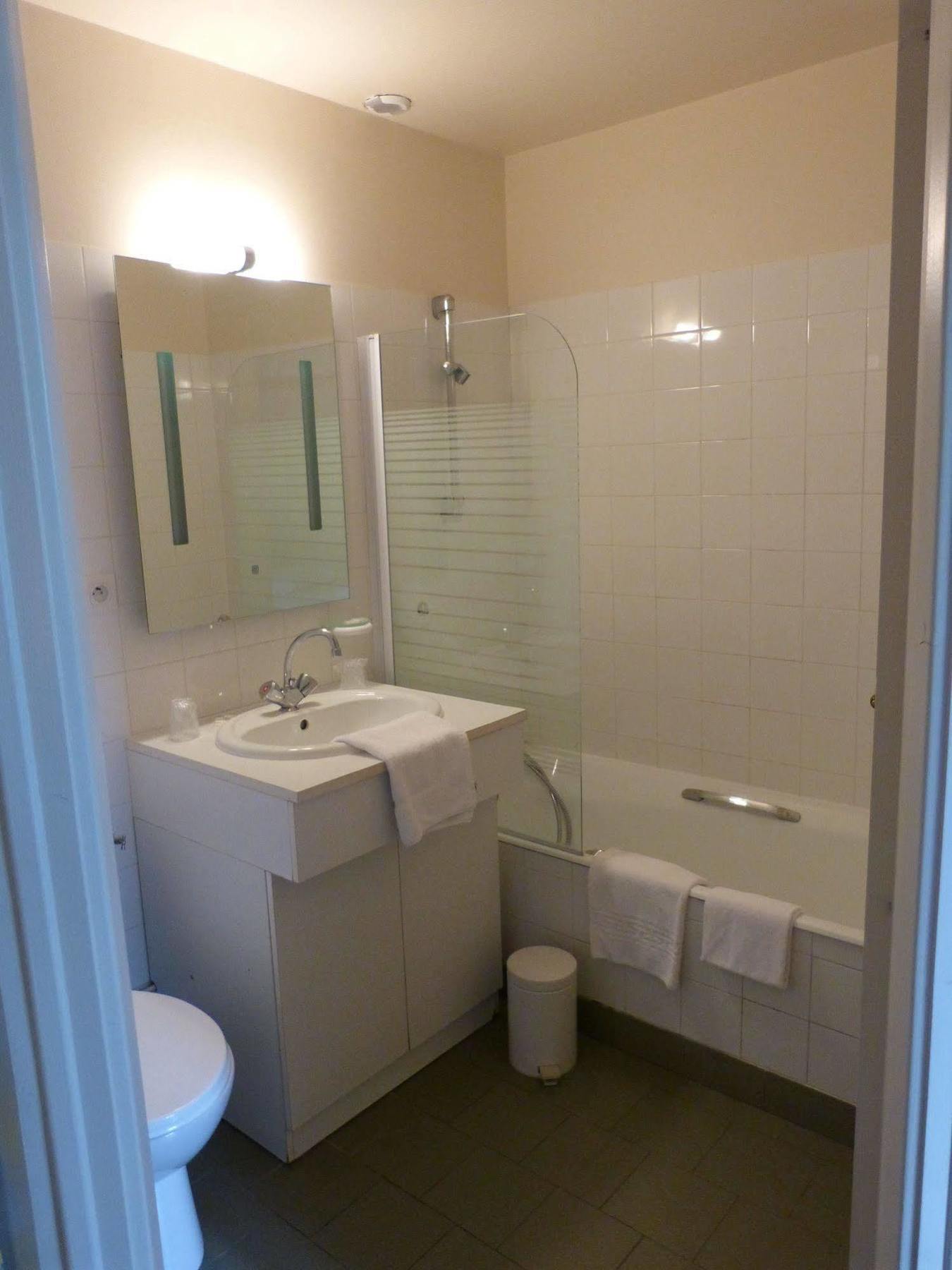 Anjou Golf And Country Club Hotel Champigne Luaran gambar